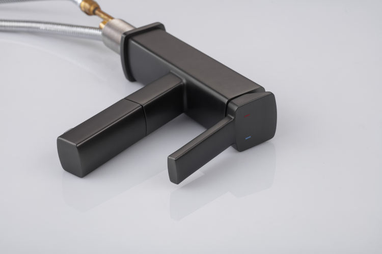 صنبور بالوعة الحمام