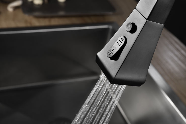 torneira remov&iacute;vel de cozinha