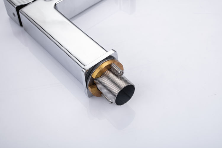 صنبور بالوعة الحمام