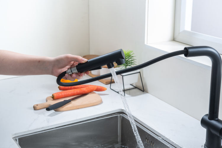 الحنفيات بالوعة المطبخ