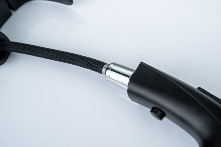 أحواض الحمام مع الحنفيات