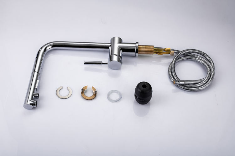 حوض المطبخ مع الصنبور