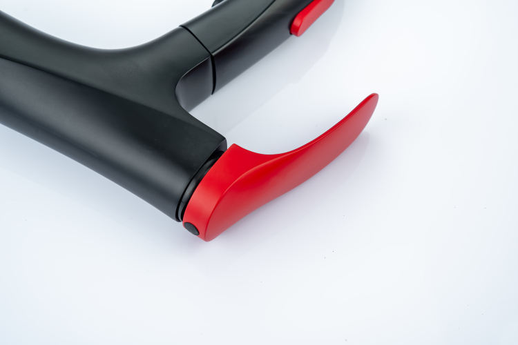 الحنفيات بالوعة للحمام