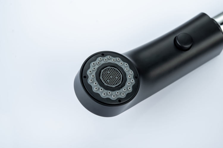 الحنفيات بالوعة الحمام