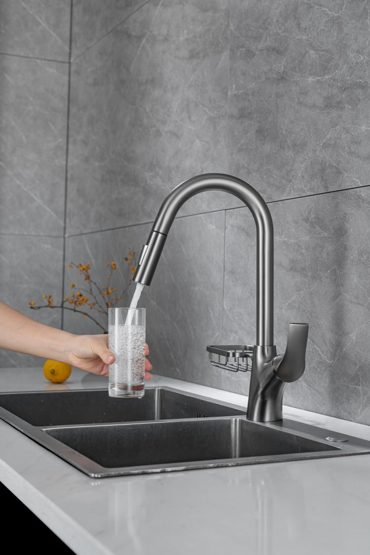 صنبور بالوعة المطبخ