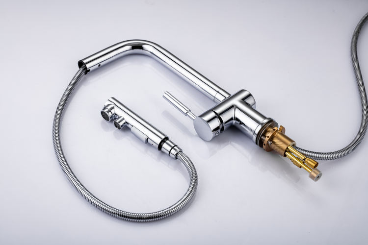 صنبور بالوعة المطبخ