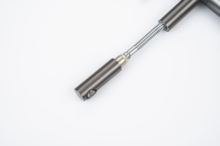 torneira da pia do banheiro