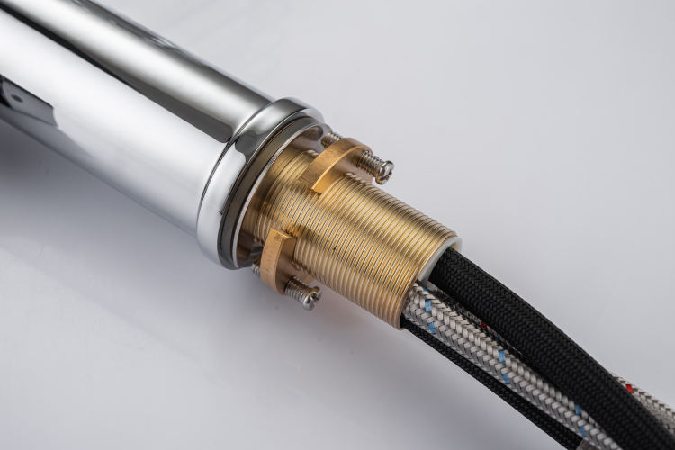 صنبور المطبخ التجاري