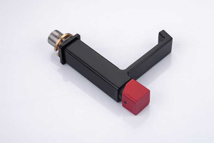 بالوعة الحنفيات الحمام